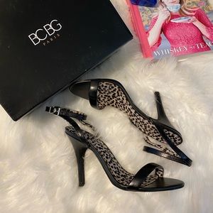 🥳 BCBG 🥳 Black Lth, Strappy Sandal. NIB Size 8.5